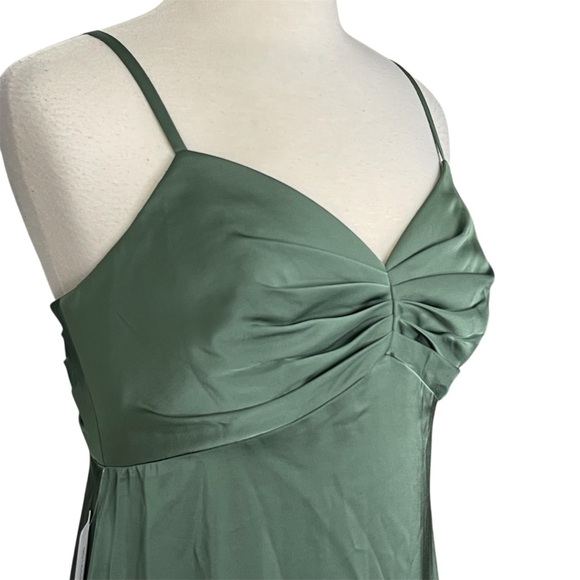 NWT AZAZIE LINIA Eucalyptus Green Mermaid Pleated Stretch Satin Dress Sz A12 - Picture 2 of 14